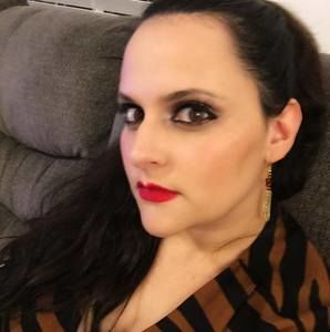 Meet your Posher, Adriana